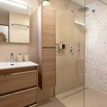 Coqueto Junto A La Playa By Rent Me Apartment Torremolinos